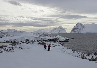 Ledus biezuma mērījumi ar ģeoradaru, Galindeza sala, Antarktīda.