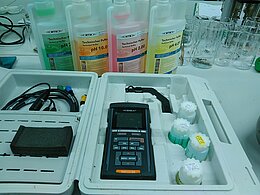 WTW 3620 IDS multimetrs ar elektrodu komplektu ūdens elektrovadītspējas, pH, ORP un izšķīdušā skābekļa mērījumiem lauka apstākļos.